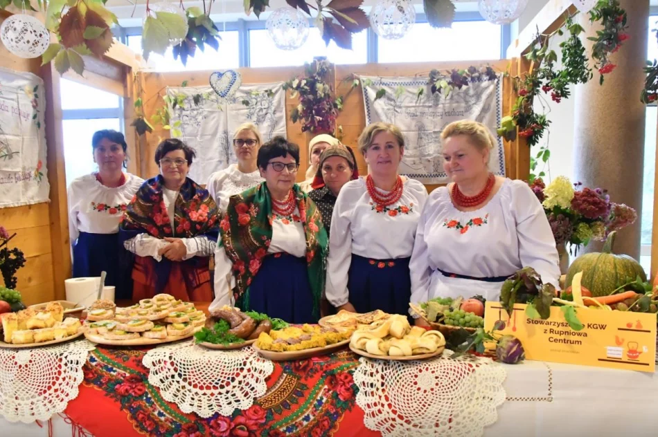 12. Małopolski Przegląd Dorobku Artystycznego i Kulinarnego Kół Gospodyń Wiejskich - zdjęcie 19