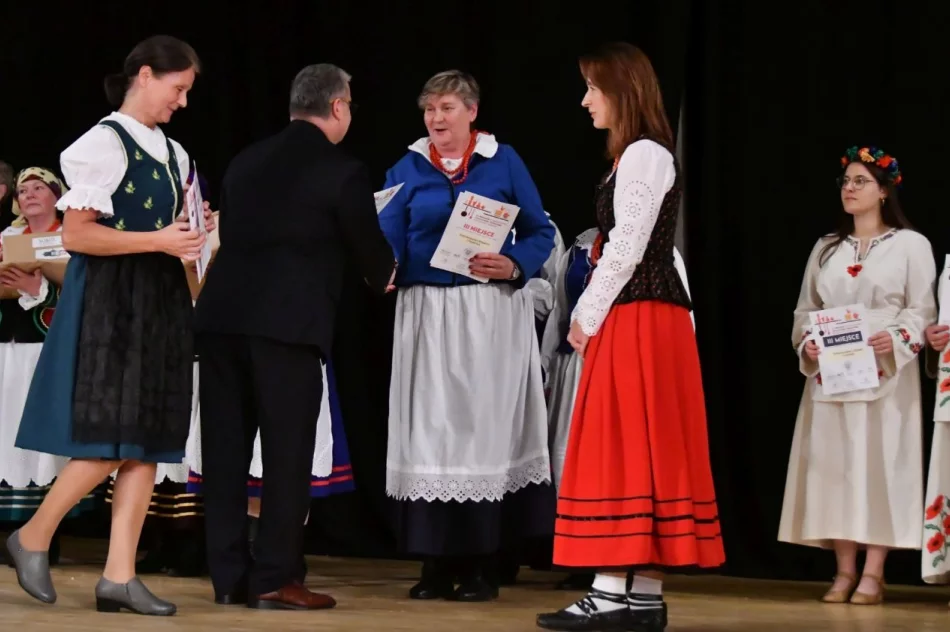 12. Małopolski Przegląd Dorobku Artystycznego i Kulinarnego Kół Gospodyń Wiejskich - zdjęcie 14