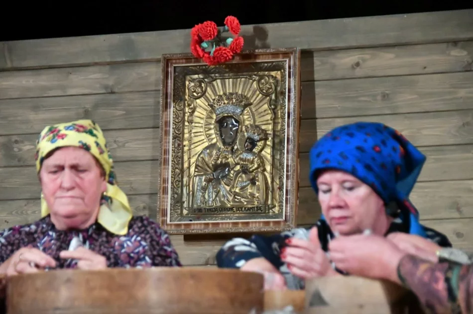 12. Małopolski Przegląd Dorobku Artystycznego i Kulinarnego Kół Gospodyń Wiejskich - zdjęcie 15