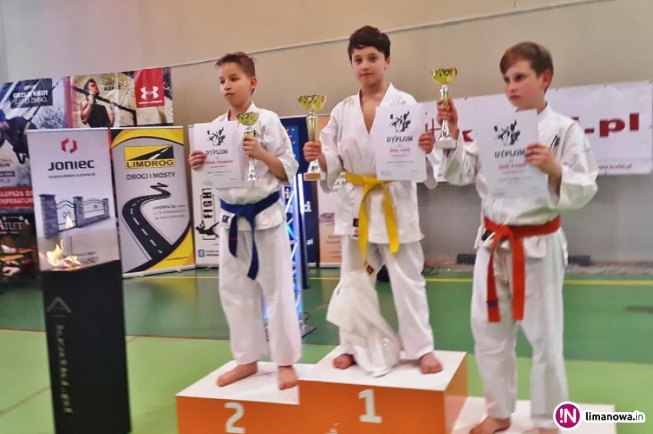 Dragon Fights Kyokushin Cup – Radom 2016 Medalowy występ limanowskich karateków w Radomiu - zdjęcie 3