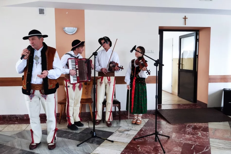 Spotkanie dla seniorów w dniu ich święta - zdjęcie 2