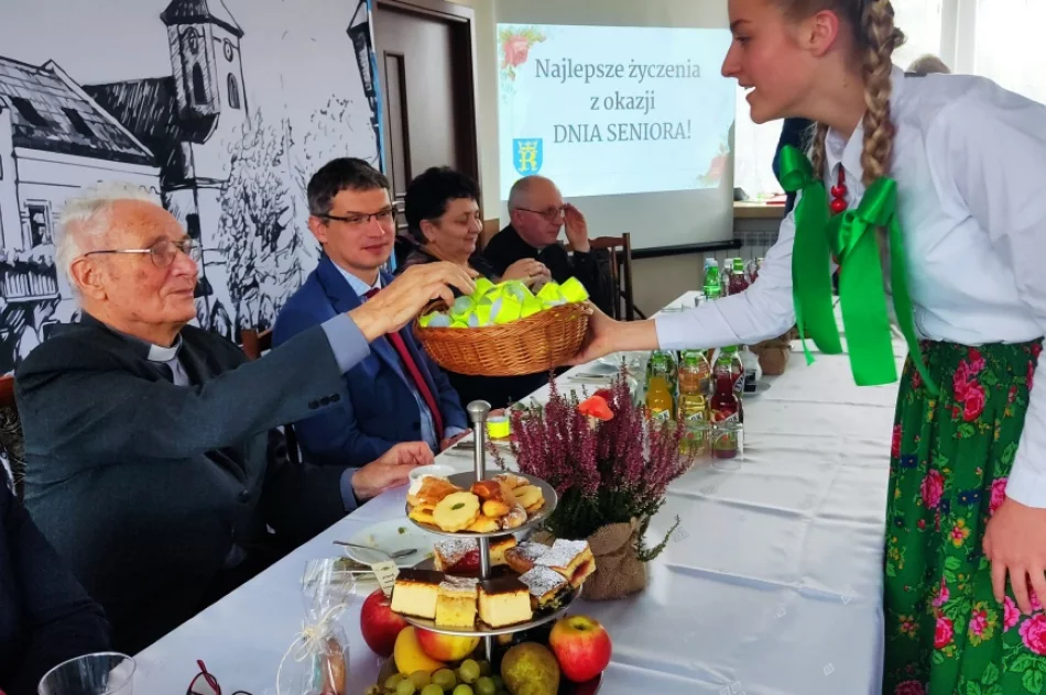 Spotkanie dla seniorów w dniu ich święta - zdjęcie 4