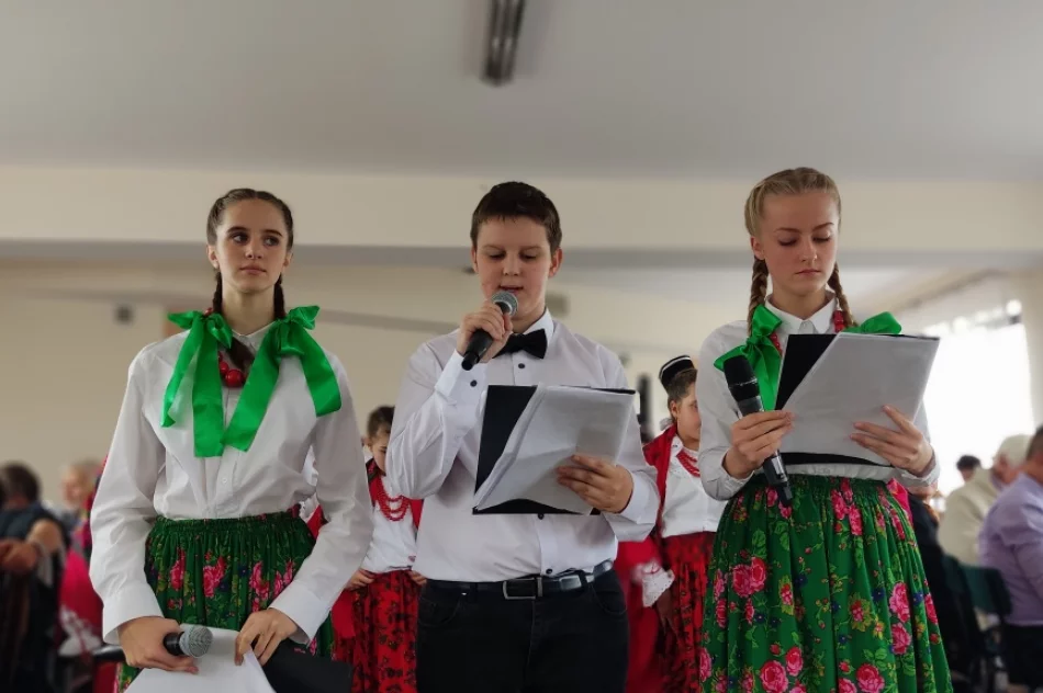 Spotkanie dla seniorów w dniu ich święta - zdjęcie 6