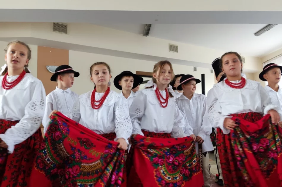 Spotkanie dla seniorów w dniu ich święta - zdjęcie 9