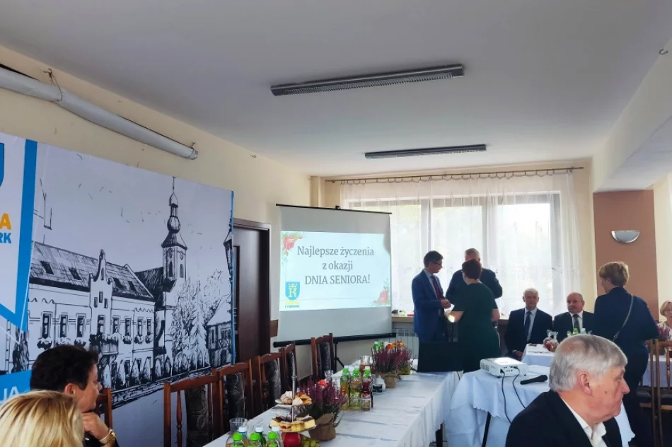 Spotkanie dla seniorów w dniu ich święta - zdjęcie 19