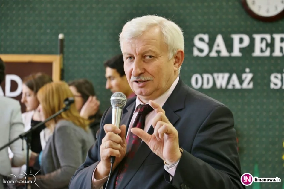 Oni „WIEDZĄ WSZYSTKO”, czyli gimnazjaliści w finale XIII POWIATOWEJ GIMNAZJADY 2016 - zdjęcie 4