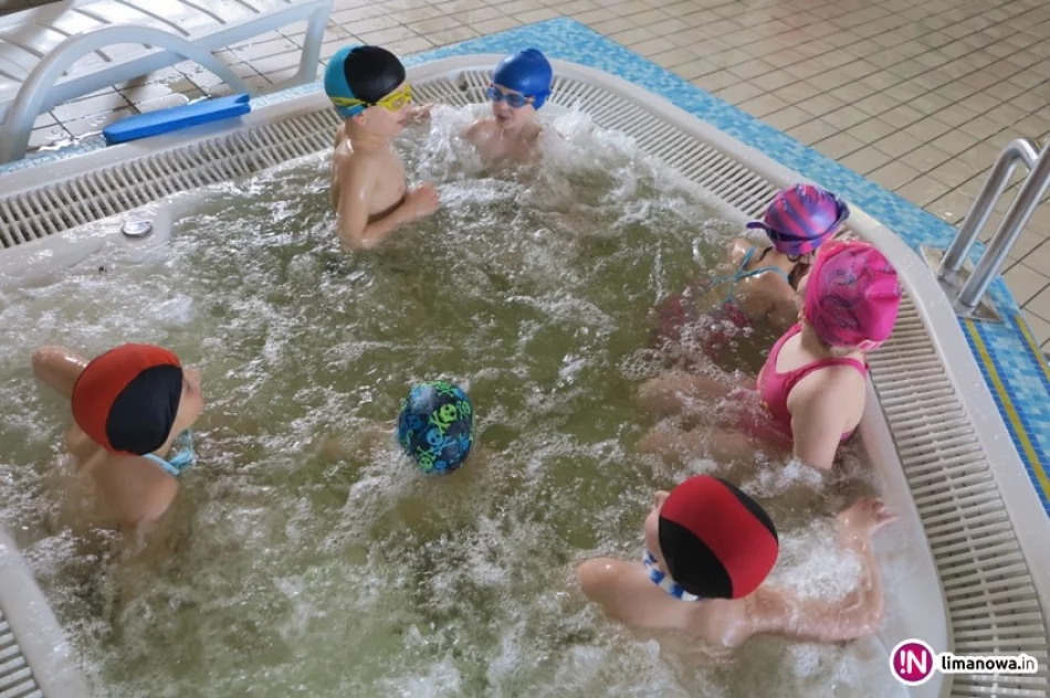 Realizacja projektu „Już pływam” w Zespole Szkół Samorządowych Nr 1 w Limanowej - zdjęcie 4