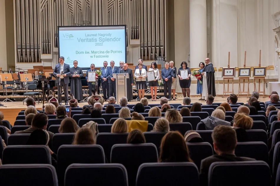 Wojewódzka nagroda za pomoc uchodźcom - zdjęcie 13