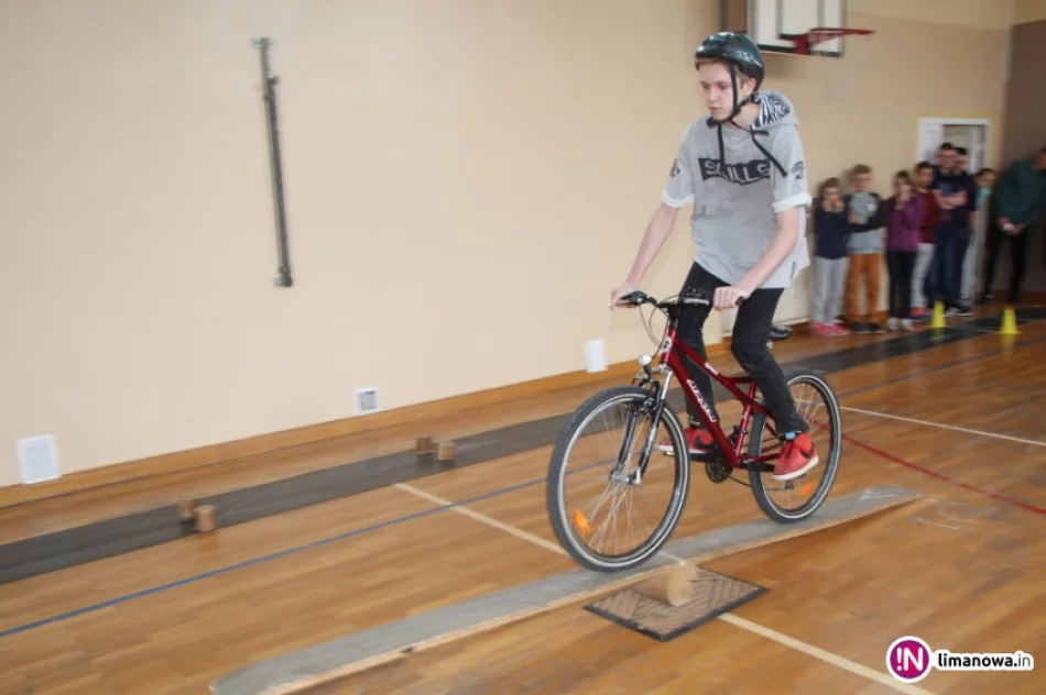 ZS Męcina najlepsza na gminnym etapie Turnieju Bezpieczeństwa w Ruchu Drogowym - zdjęcie 4