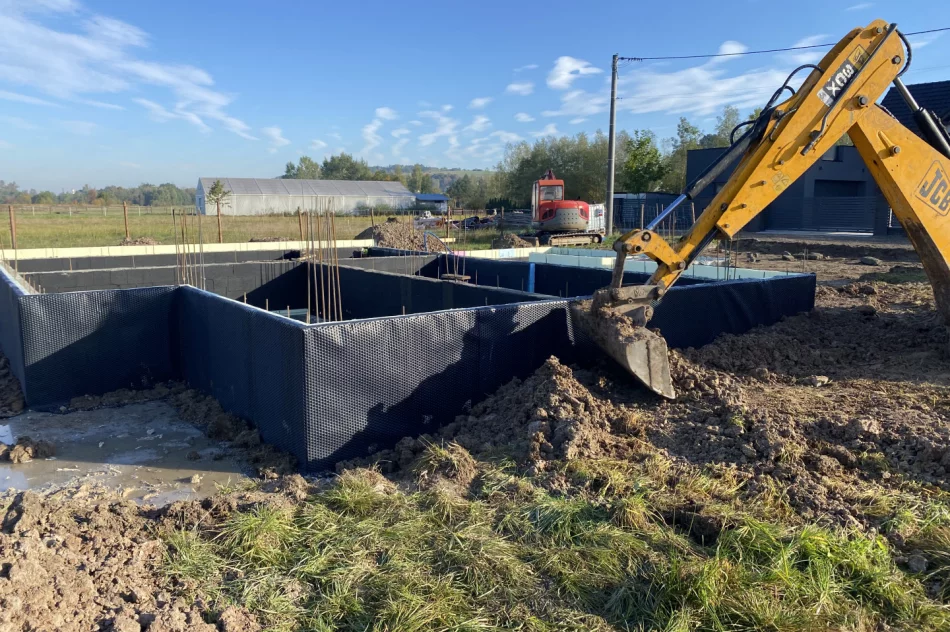 Praca na budowie / umowa o prace - zdjęcie 1