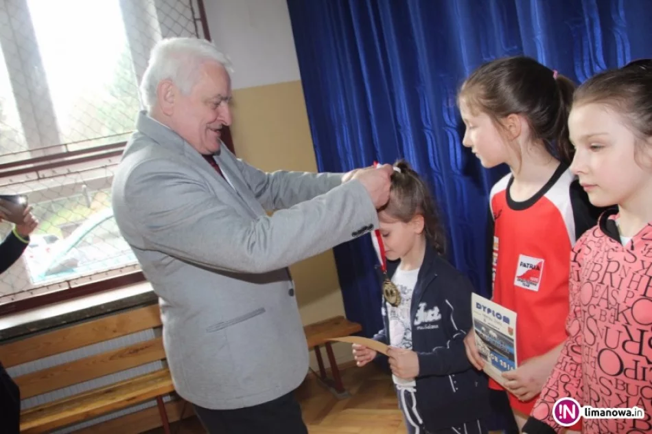 'Maluch 2016' zmagania najmłodszych tenisistów w Młynnem - zdjęcie 2