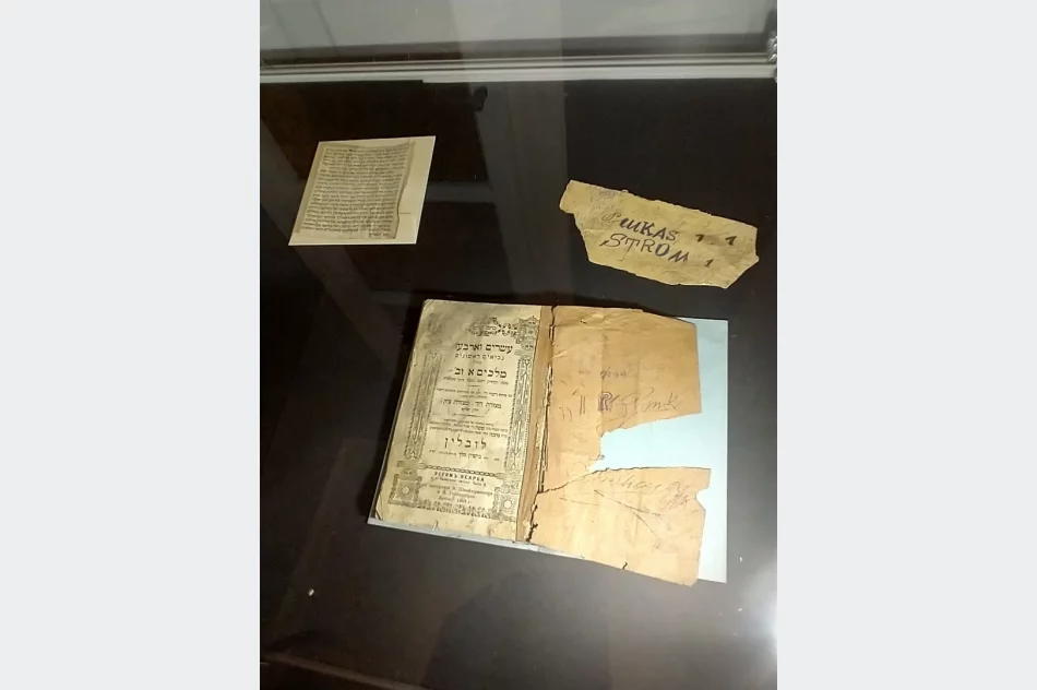 W muzeum odbył się wernisaż wystawy prac po warsztatach kaligrafii  - zdjęcie 5