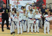 9 medali i 4 miejsce drużynowo dla Limanowskiego Klubu Kyokushin Karate na Polish Open WKB w Leżajsku - zdjęcie główne