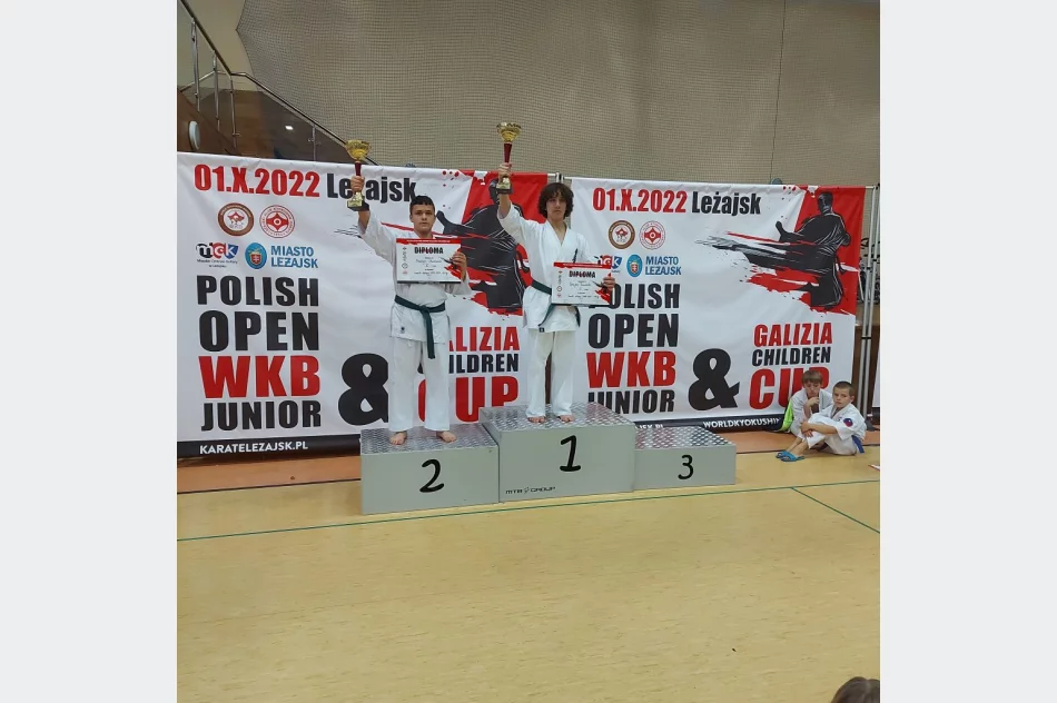 9 medali i 4 miejsce drużynowo dla Limanowskiego Klubu Kyokushin Karate na Polish Open WKB w Leżajsku - zdjęcie 2