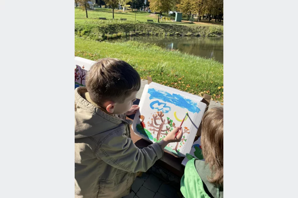 Przedszkolaki z Miejskiego Przedszkola nr 1 wzięły udział w „Jesiennym plenerze malarskim” - zdjęcie 16