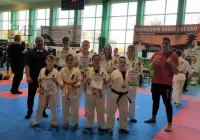 8 medali na Ogólnopolskim Turnieju w Lesku i 3 medale na Międzynarodowym Turnieju w Skarżysku Kamiennej wywalczyli zawodnicy Limanowskiego Klubu Kyokushin Karate - zdjęcie główne