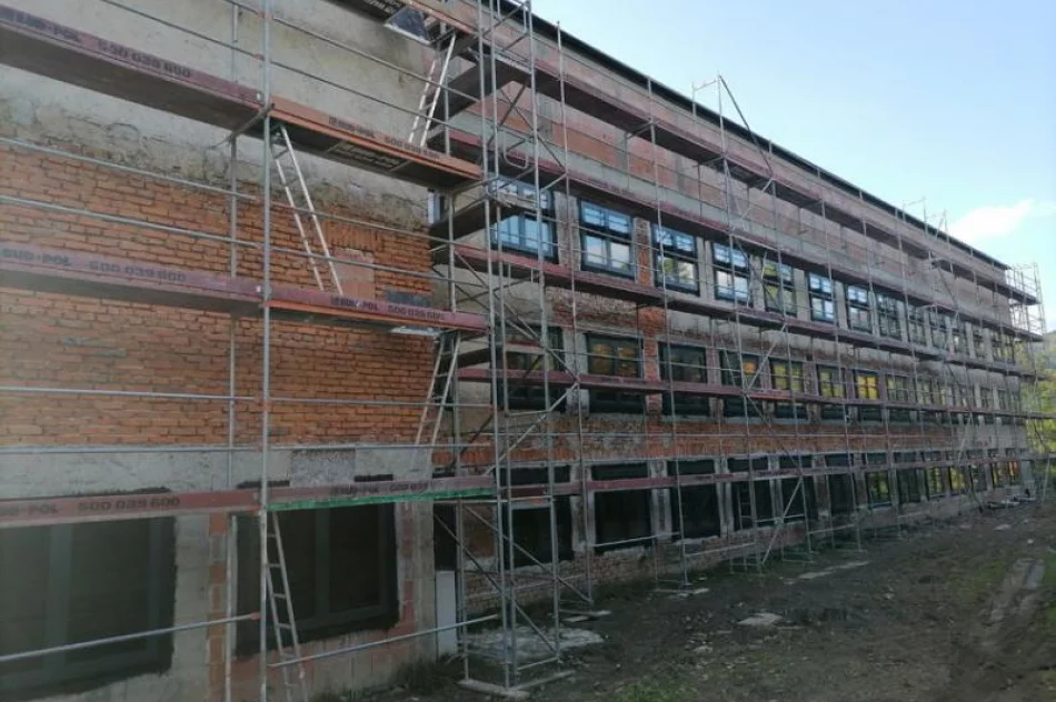 Postępują prace przy siedzibie dla dwóch instytucji - zdjęcie 19