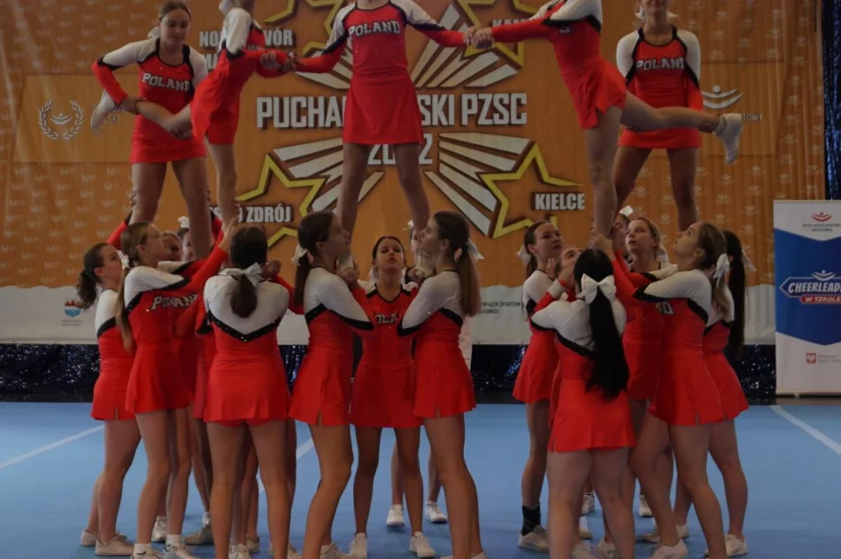Rywalizowało blisko 500 cheerleaderek - zdjęcie 10