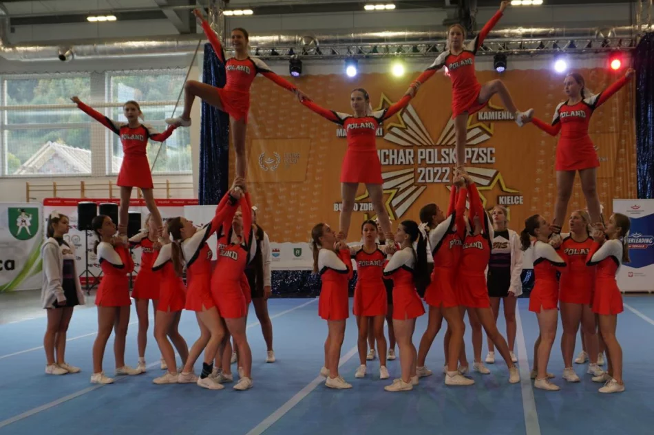 Rywalizowało blisko 500 cheerleaderek - zdjęcie 11