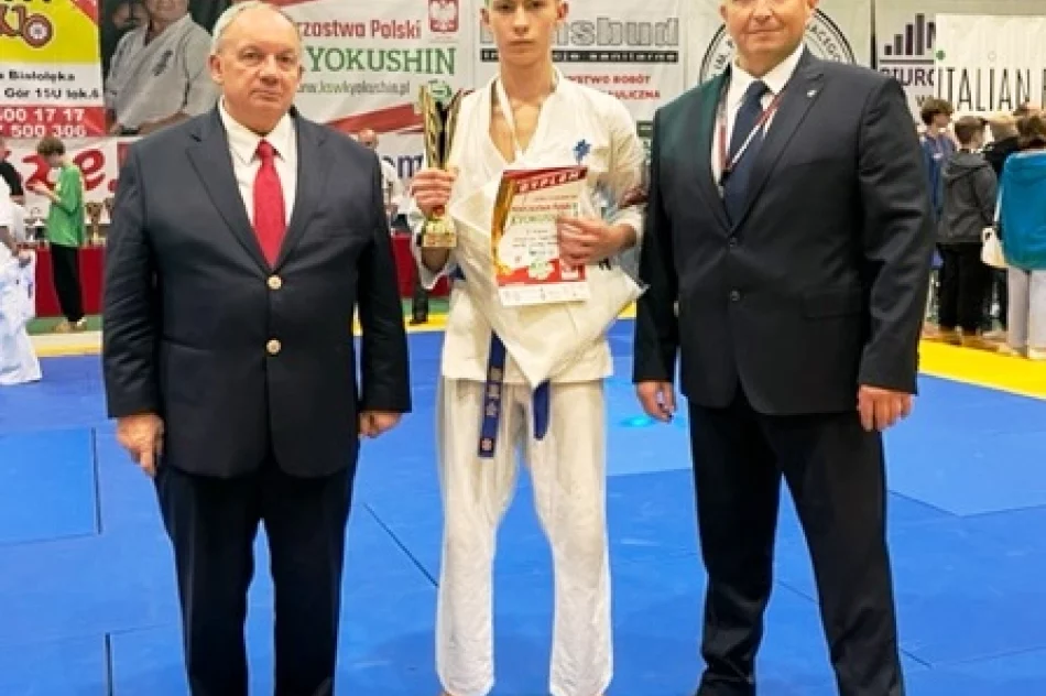 Limanowski karateka – Arkadiusz Kądziołka Mistrzem Polski w Karate Kyokushin - zdjęcie 6