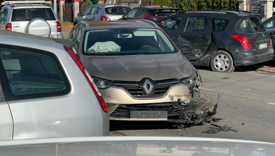 Po zderzeniu aut dziecko trafiło do szpitala - zdjęcie 1