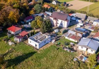 Nielegalne mury... pną się do góry - zdjęcie główne