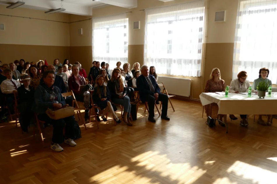 Przesłanie zawarte w jej utworach ciągle uczy i bawi - zdjęcie 3