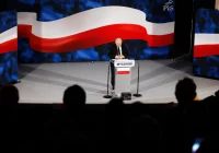 Kaczyński: przydałaby nam się broń nuklearna, ale to w tej chwili niemożliwe - zdjęcie główne