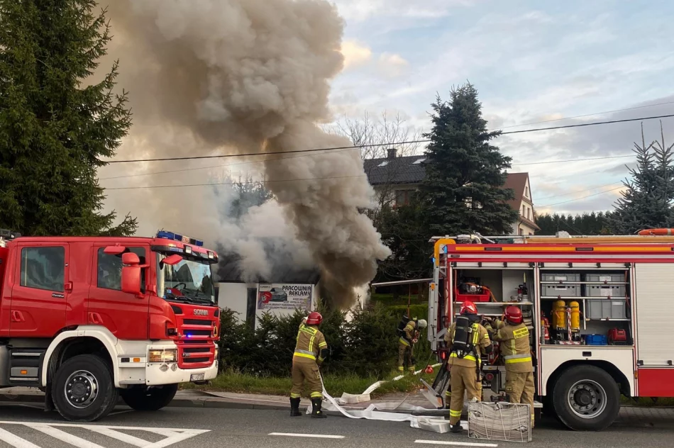 Pożar budynku pracowni reklamy - zdjęcie 4