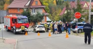 Zderzenie 3 aut, droga zablokowana - zdjęcie 3
