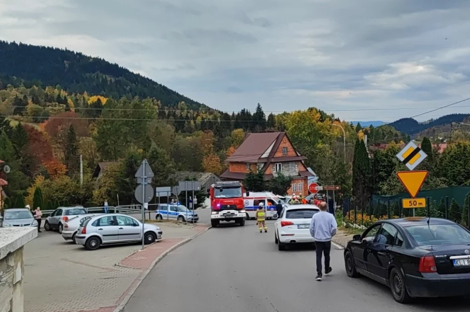 Zderzenie 3 aut, droga zablokowana - zdjęcie 7