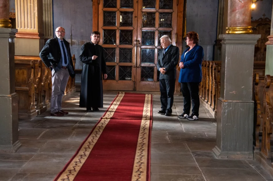 Radni wizytowali zabytki - zdjęcie 7