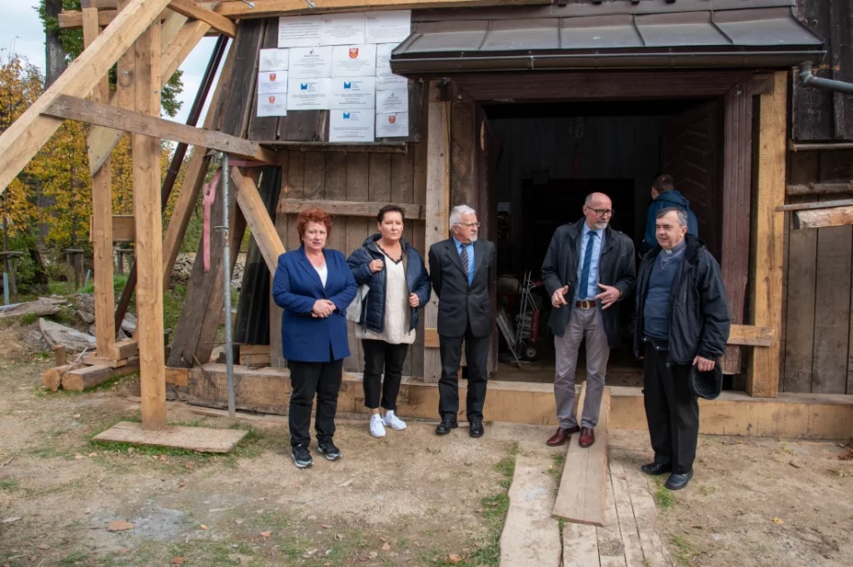 Radni wizytowali zabytki - zdjęcie 9