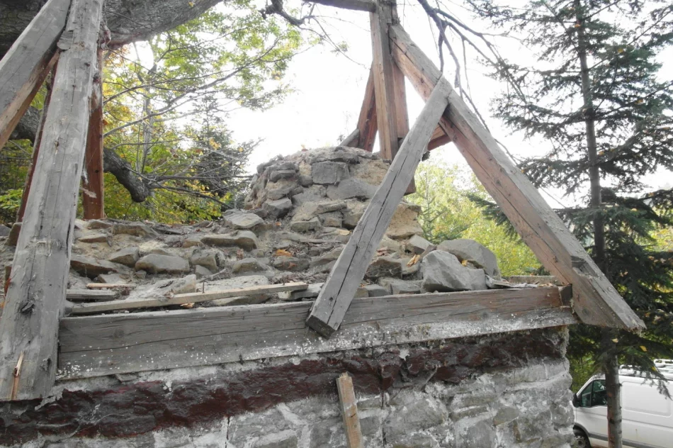 Prace przy kapliczce rozpoczęte - zdjęcie 5