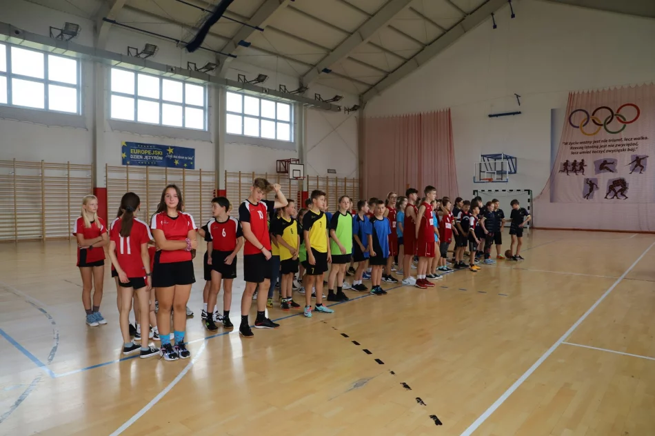 SP nr 1 w Starej Wsi z dwoma tytułami Mistrzów Gminy Limanowa - zdjęcie 6