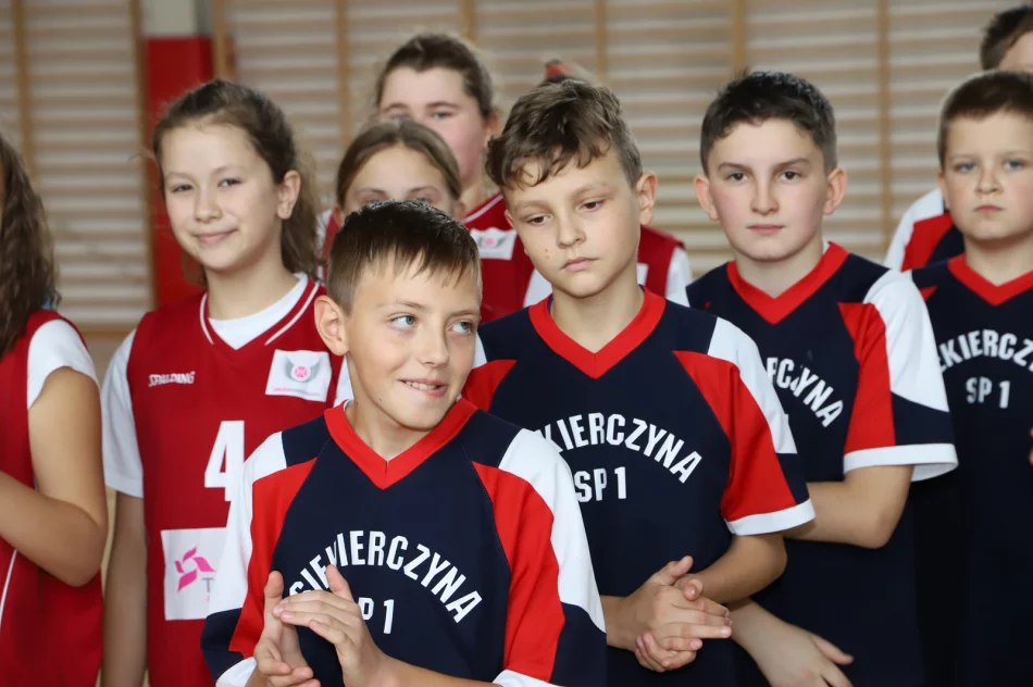 SP nr 1 w Starej Wsi z dwoma tytułami Mistrzów Gminy Limanowa - zdjęcie 15