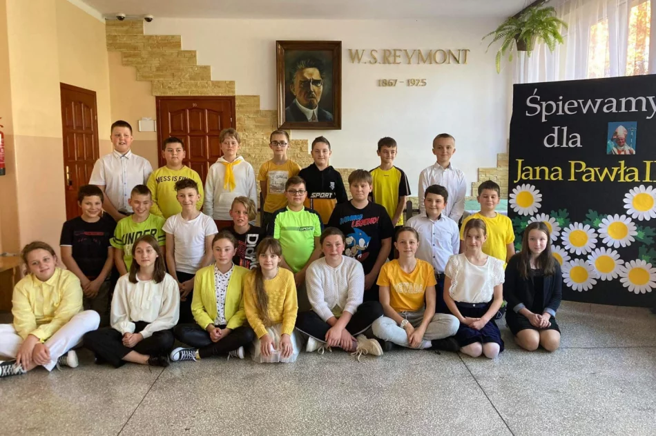 Papieski dzień w szkole - zdjęcie 4