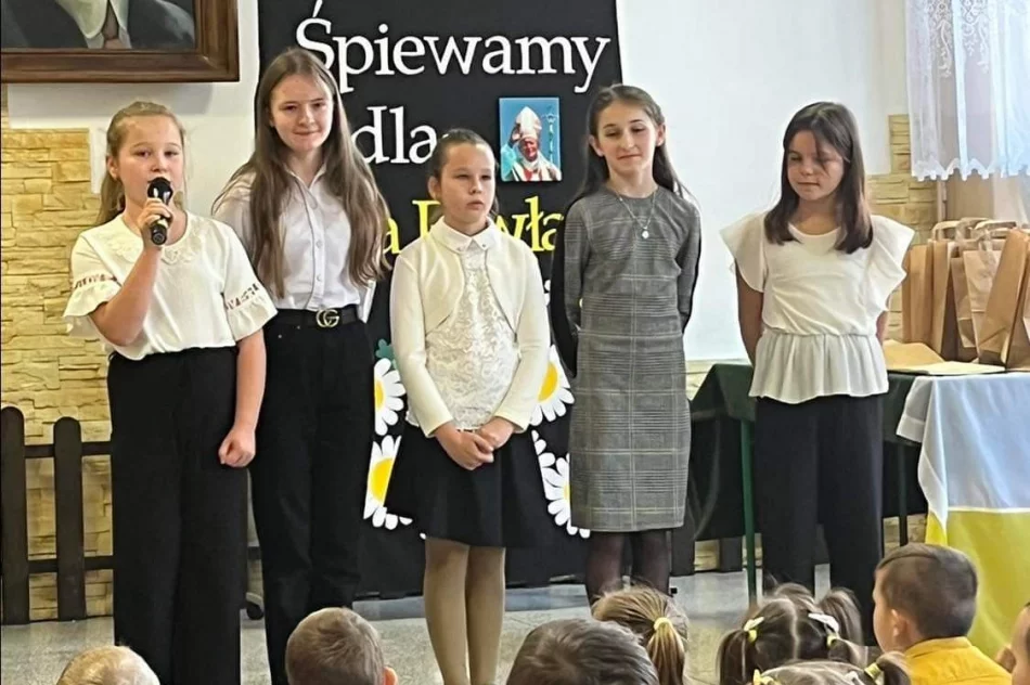 Papieski dzień w szkole - zdjęcie 9