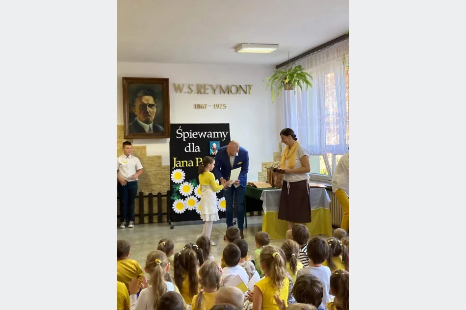 Papieski dzień w szkole - zdjęcie 11