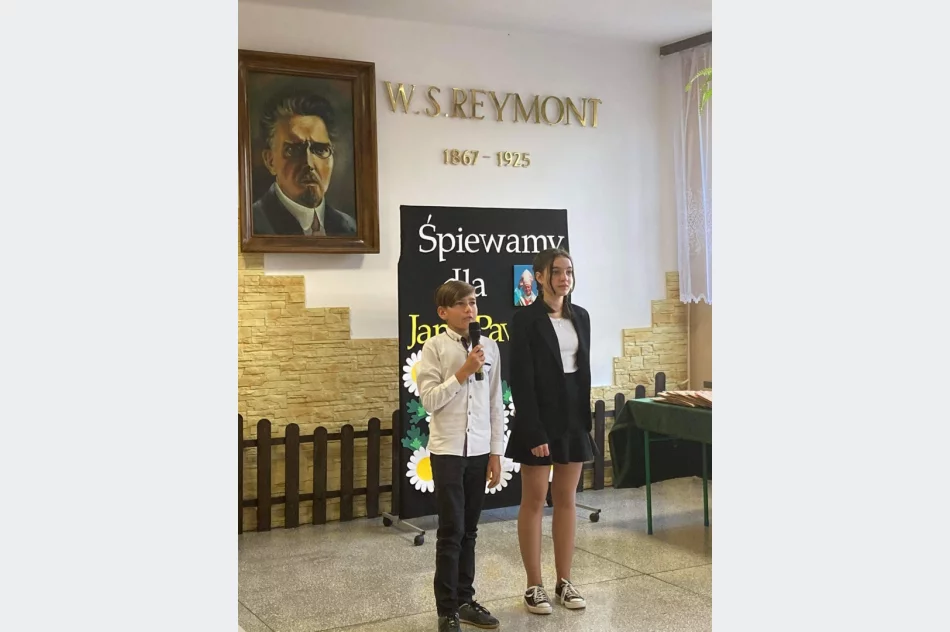 Papieski dzień w szkole - zdjęcie 14