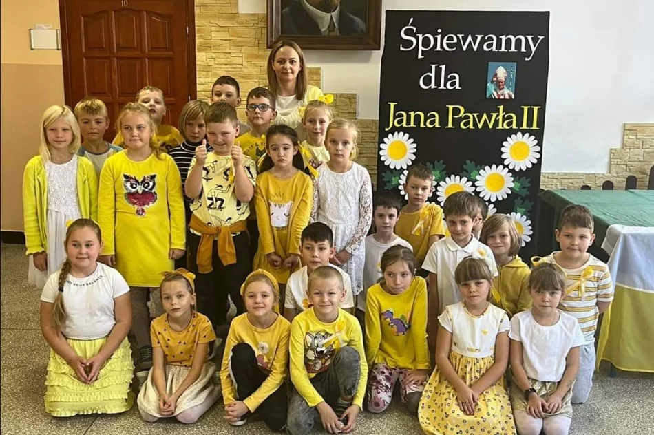 Papieski dzień w szkole - zdjęcie 15