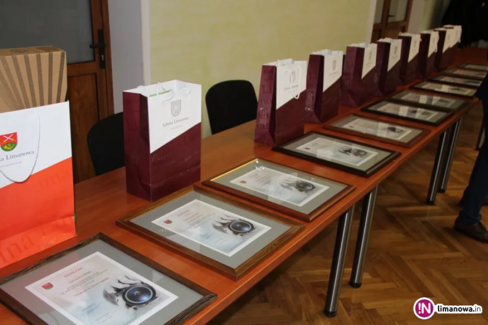 Laureaci konkursu fotograficznego odebrali nagrody! - zdjęcie 4