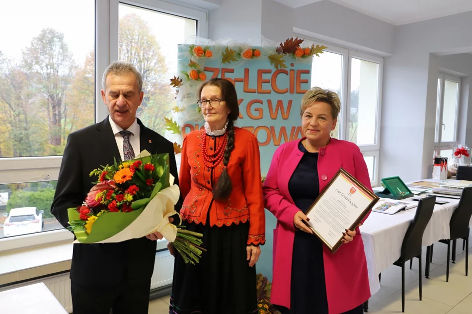 Jubileusz 75-lecia Koła Gospodyń Wiejskich w Pisarzowej - zdjęcie 4