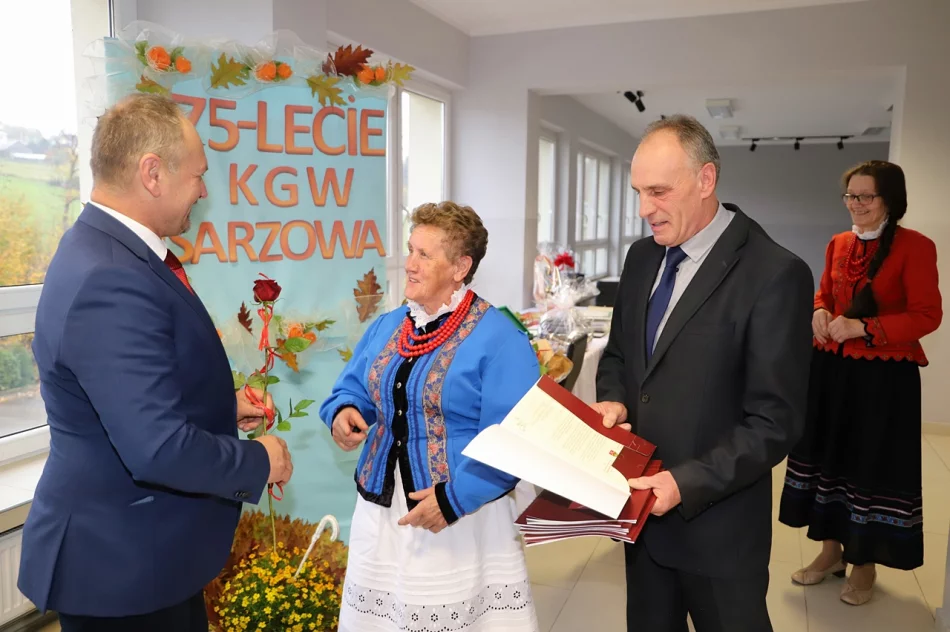 Jubileusz 75-lecia Koła Gospodyń Wiejskich w Pisarzowej - zdjęcie 17