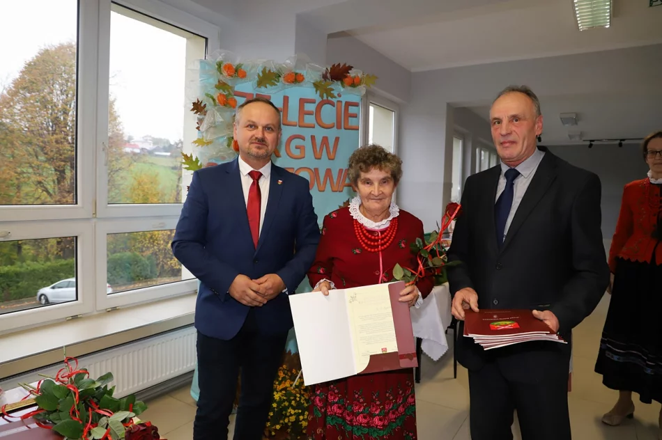 Jubileusz 75-lecia Koła Gospodyń Wiejskich w Pisarzowej - zdjęcie 20