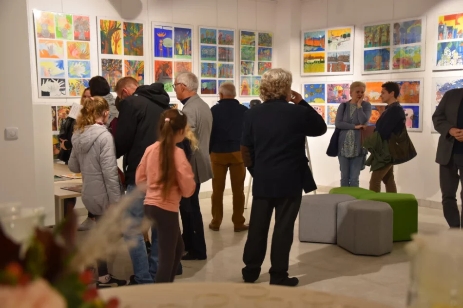 "Możliwości młodych artystów przyciągają oko" - zdjęcie 10