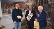 Izba pamięci ma nowe, cenne eksponaty - zdjęcie 3