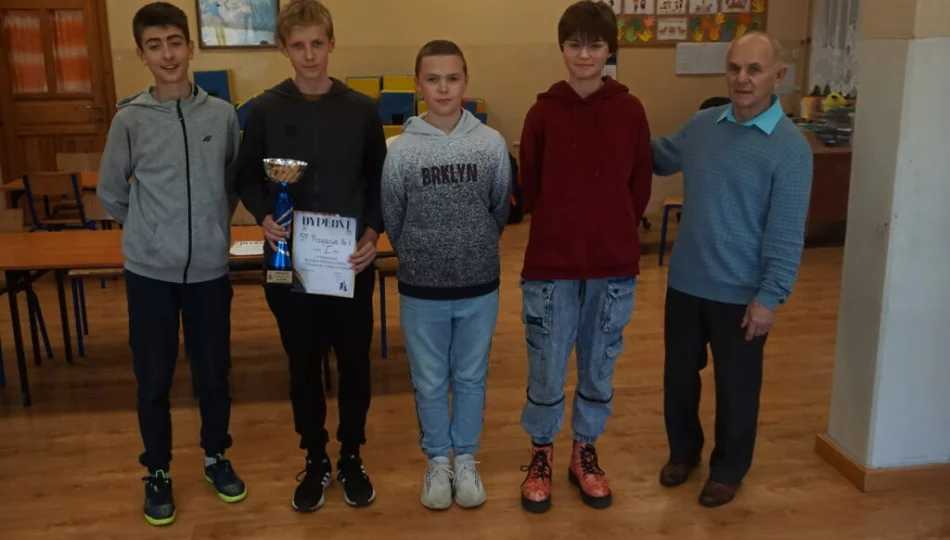 Gmina Łukowica dominuje w królewskiej grze - zdjęcie 1