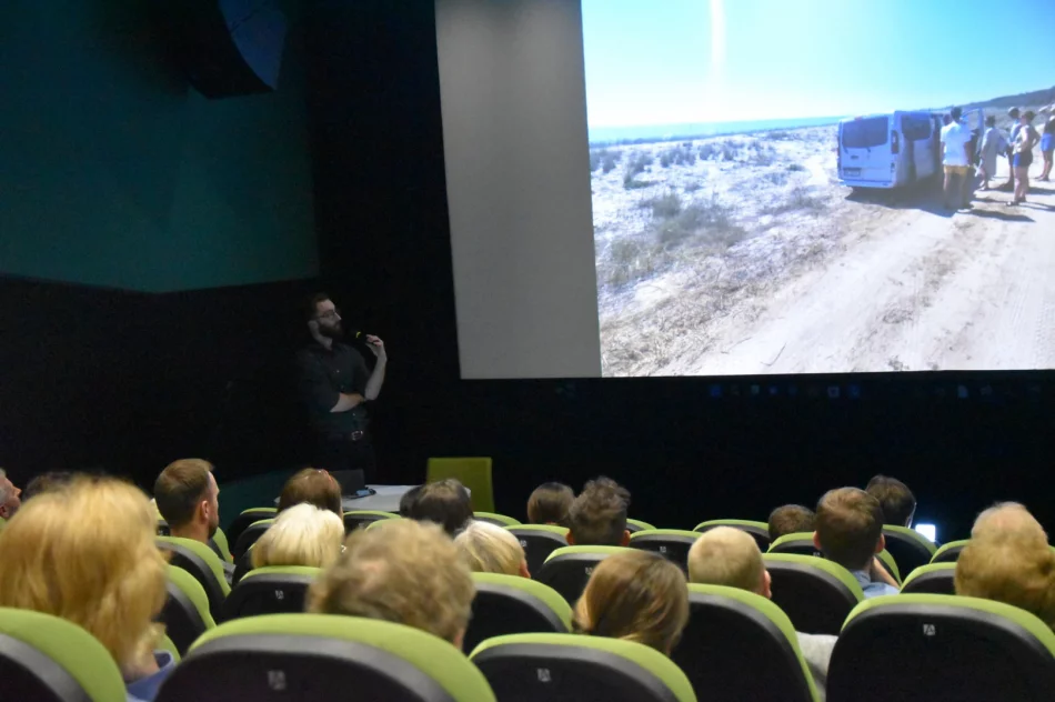 Podróż po szlakach Bułgarii i Rumunii – spotkanie z Adamem Olesiakiem w MBP w Limanowej - zdjęcie 3