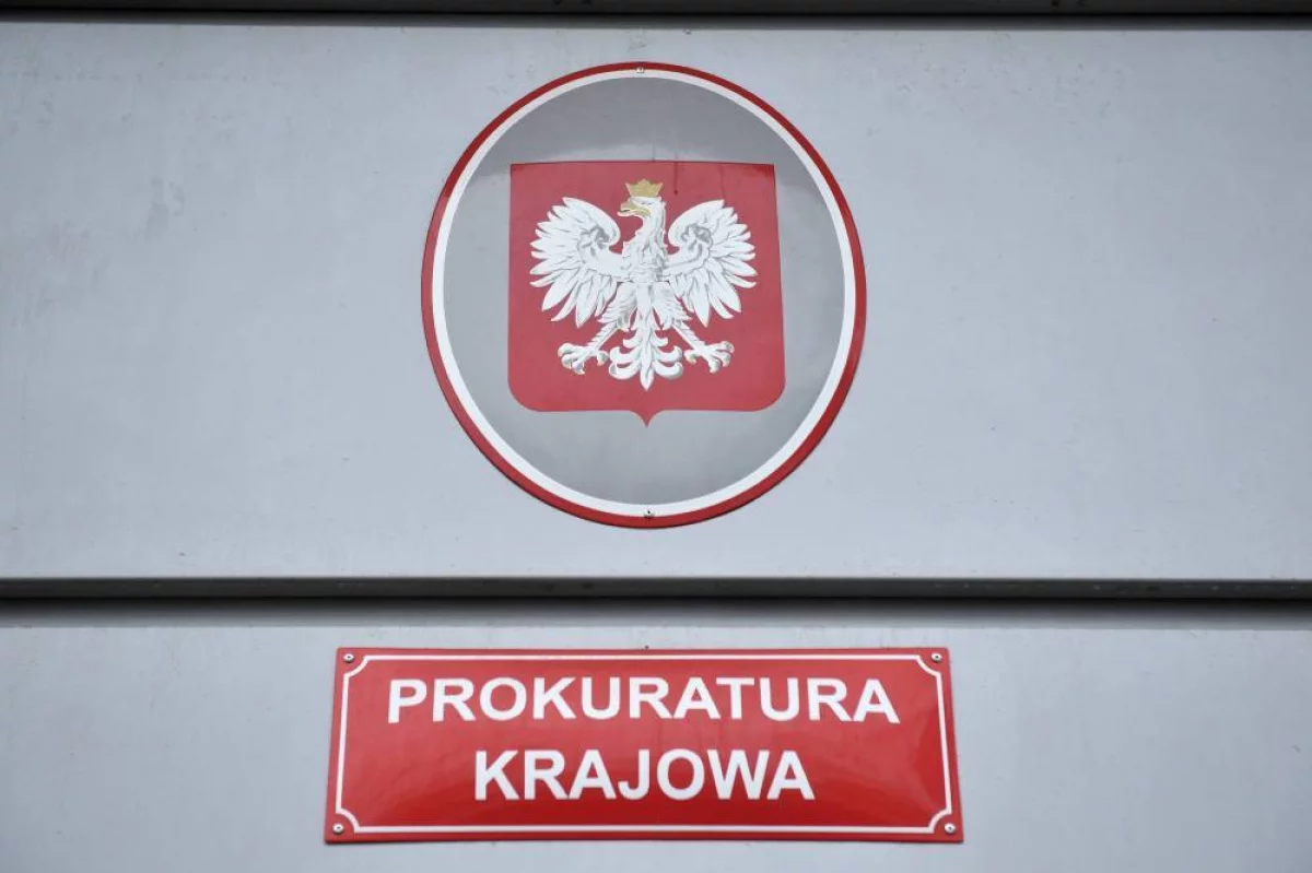 Akt oskarżenia przeciwko gangowi przebierańców; wzięli ponad 3 miliony zł łapówek